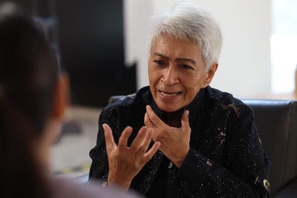Emerita Professor Tan Sri Dr Mazlan Othman says that art science is a subject that motivates people to look at the human experience of nature and society in two different worlds, the artistic and the scientific. Photo: Bernama 