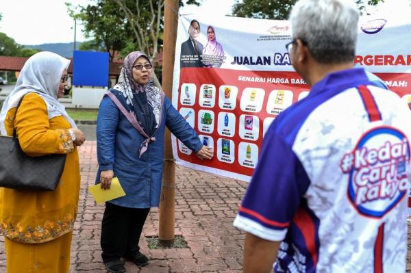 Fuziah: Domestic Trade Ministry aims to involve 10,000 university students in co<em></em>nsumer advocacy programmes in Kedah