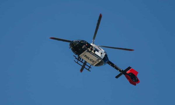 洛杉矶警察局的直升机每年花费5000万美元，超过了14个城市办公室的全部预算