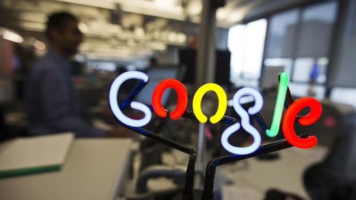 谷歌裁员对士气产生了巨大影响，首席执行官桑达尔·皮查伊为解雇1.2万名员工进行了辩护